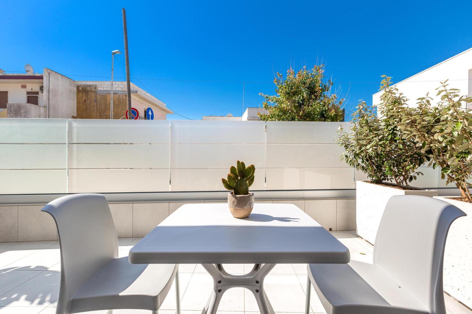 Stella Del Mare Residence Torre Pali الغرفة الصورة